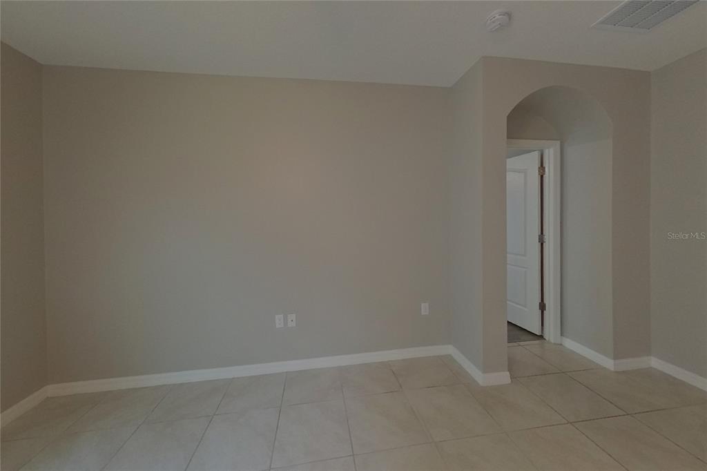 3669 CRIMSON CLOVER DRIVE, MOUNT DORA, FL — photo 2 of 18