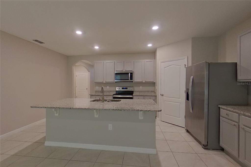3669 CRIMSON CLOVER DRIVE, MOUNT DORA, FL — photo 5 of 18