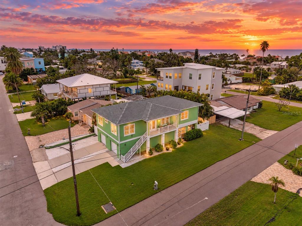 205 162ND AVENUE, REDINGTON BEACH, FL — photo 2 of 30