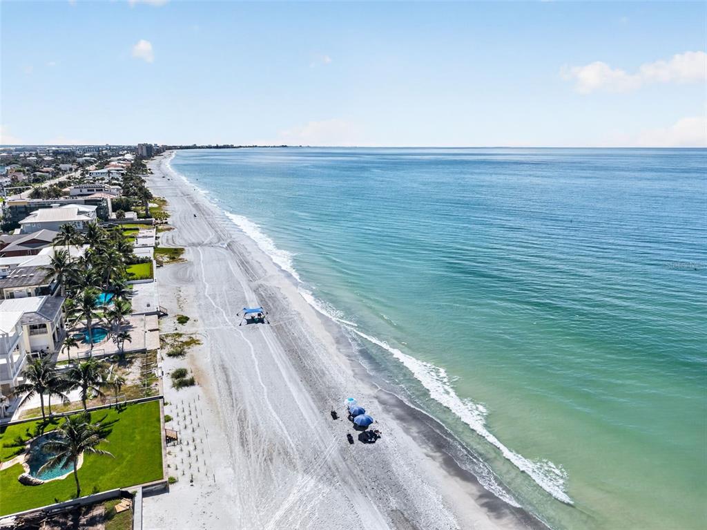 205 162ND AVENUE, REDINGTON BEACH, FL — photo 4 of 30