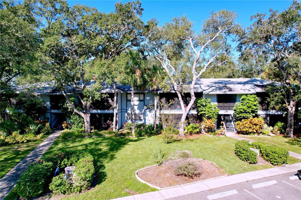 3241 FOX CHASE CIRCLE N UNIT 103