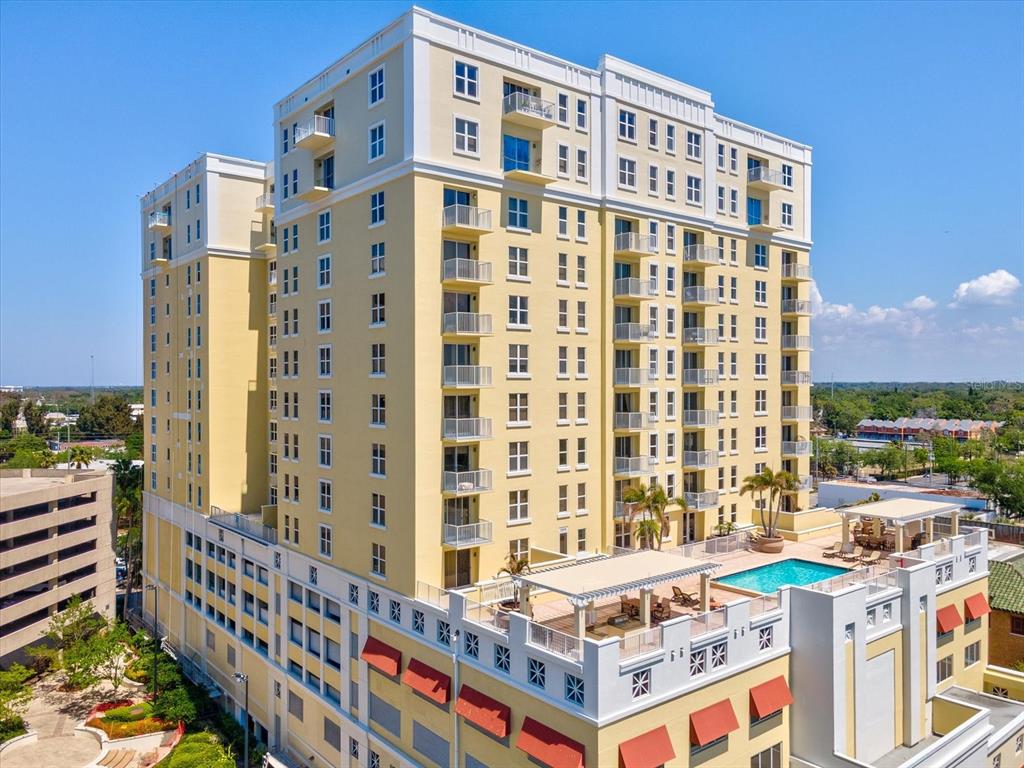 628 CLEVELAND STREET UNIT 1011