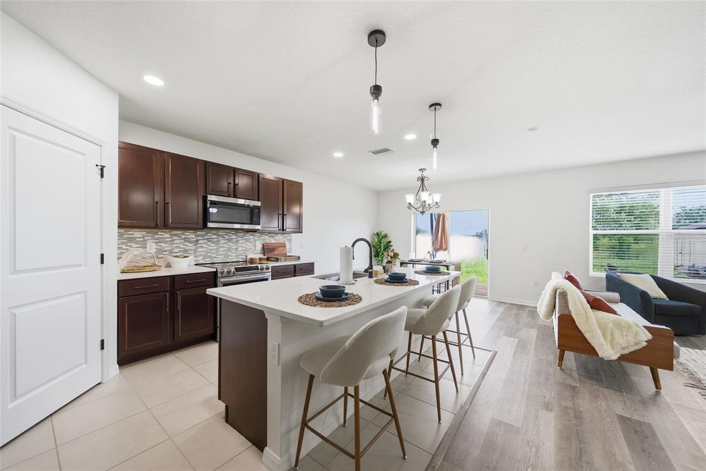 10019 GEESE TRAIL CIRCLE, SUN CITY CENTER, FL — photo 5 of 30