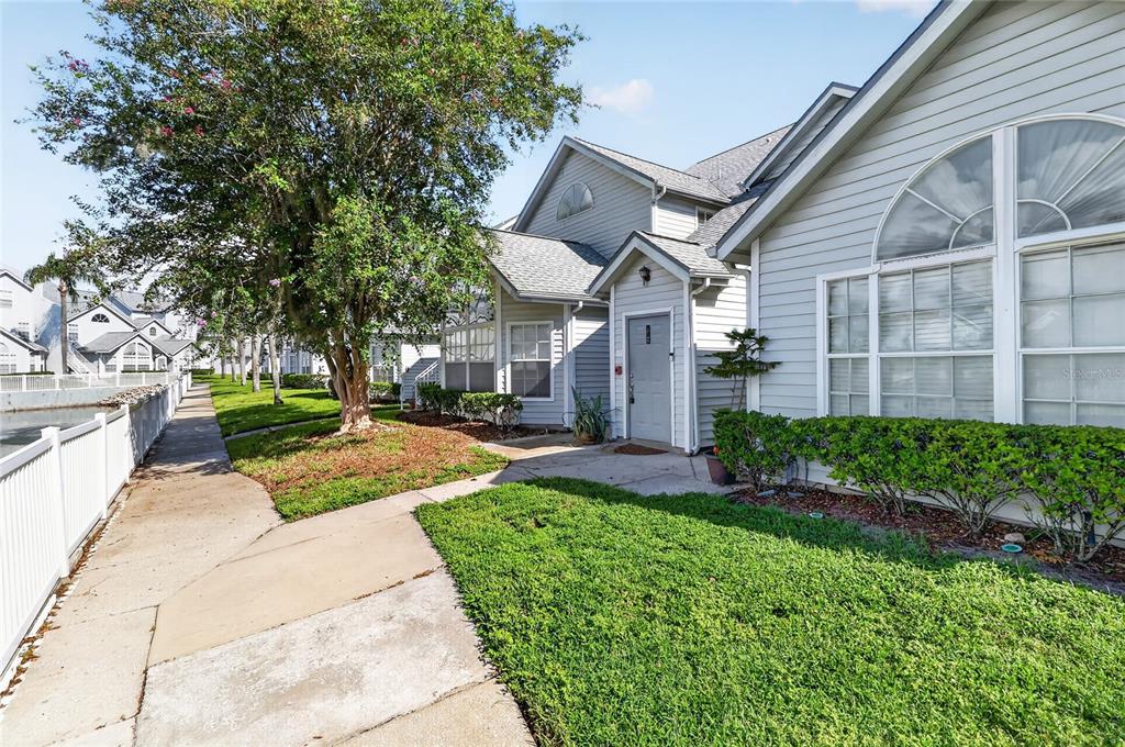 12145 ARMENIA GABLES CIRCLE, TAMPA, FL — photo 2 of 30