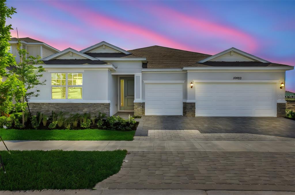 10692 NW SUNCREST LOOP