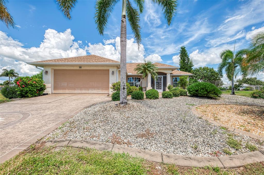 25 TOURNAMENT ROAD, ROTONDA WEST, FL — photo 4 of 30