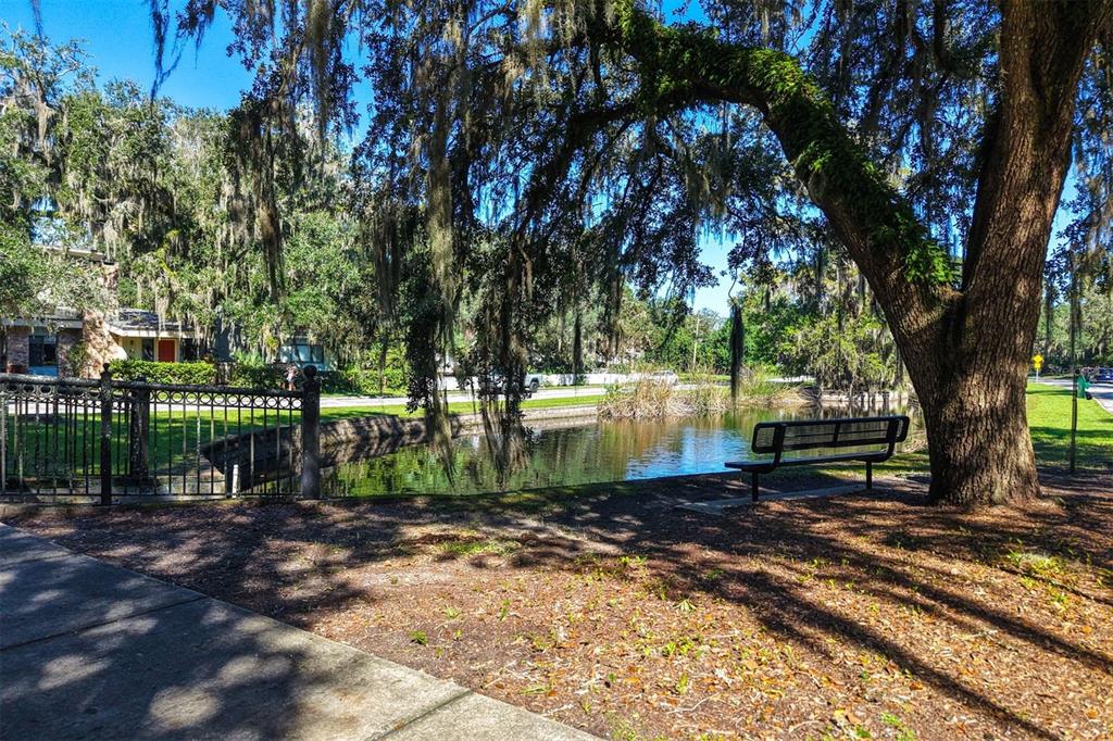 421 NE BOULEVARD, GAINESVILLE, FL — photo 3 of 45