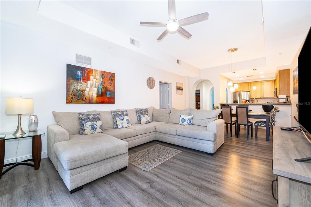 9061 TREASURE TROVE LANE UNIT 303, KISSIMMEE, FL — photo 5 of 30