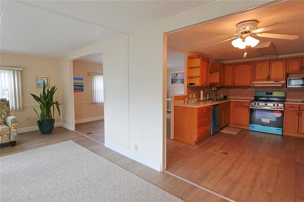 4300 RIVERSIDE DRIVE UNIT 160, PUNTA GORDA, FL — photo 3 of 30