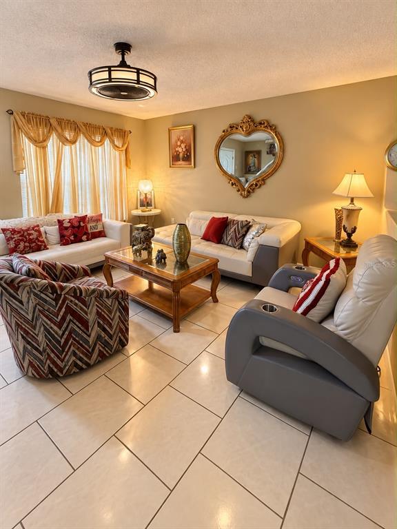 100 WINDY DUNE COURT, KISSIMMEE, FL — photo 5 of 18