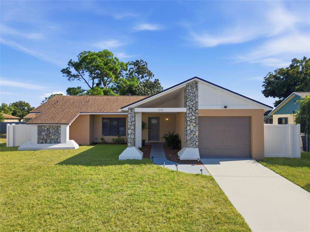 1202 GREENLEA DRIVE