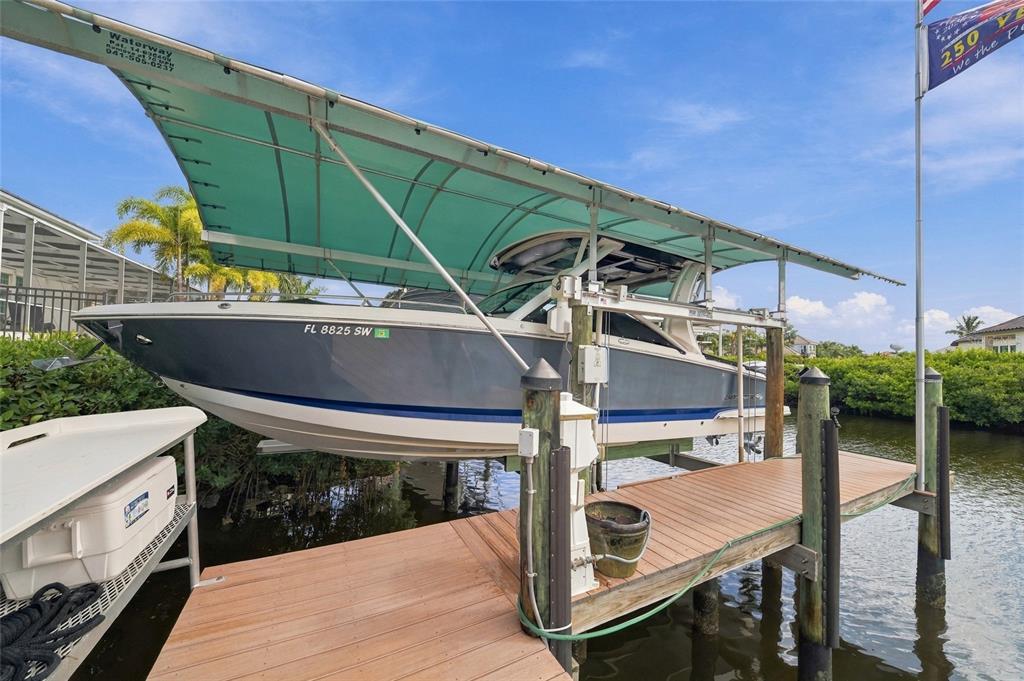 613 REGATTA WAY, BRADENTON, FL — photo 5 of 30