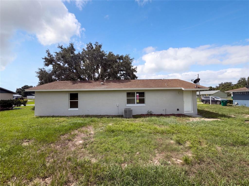 1262 PADGETT CIRCLE, LADY LAKE, FL — photo 5 of 23