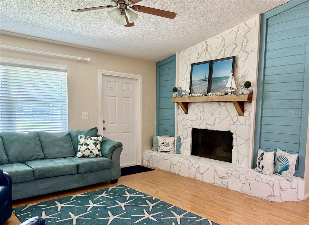 641 HANCOCK AVENUE, SARASOTA, FL — photo 3 of 15