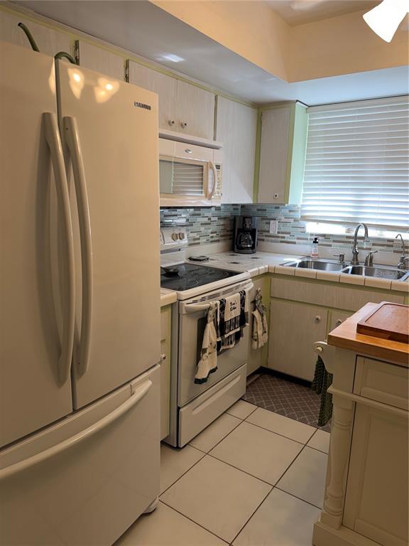 1807 UNIVERSITY PLACE UNIT 151, SARASOTA, FL — photo 4 of 23