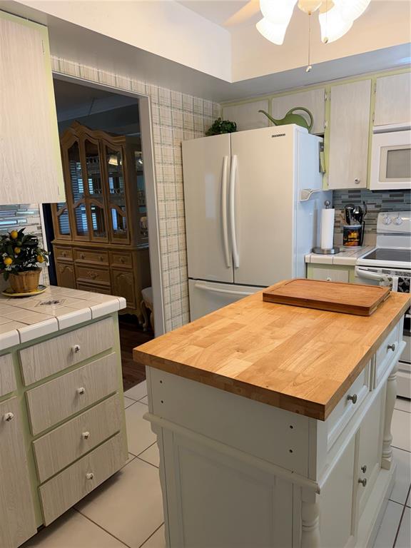 1807 UNIVERSITY PLACE UNIT 151, SARASOTA, FL — photo 5 of 23
