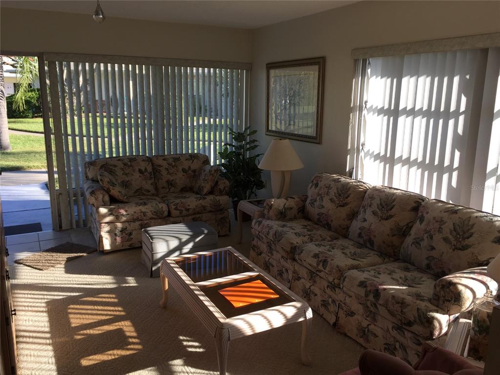 4345 TAHITIAN GARDENS CIRCLE UNIT E, HOLIDAY, FL — photo 4 of 10