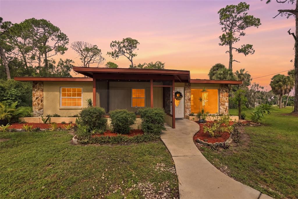 407 7TH STREET SW, RUSKIN, FL — photo 4 of 30