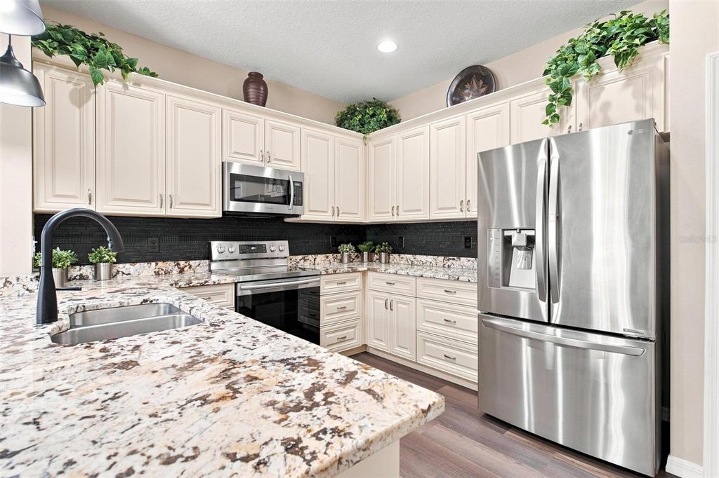 27001 WHITE PLAINS WAY, LEESBURG, FL — photo 3 of 30
