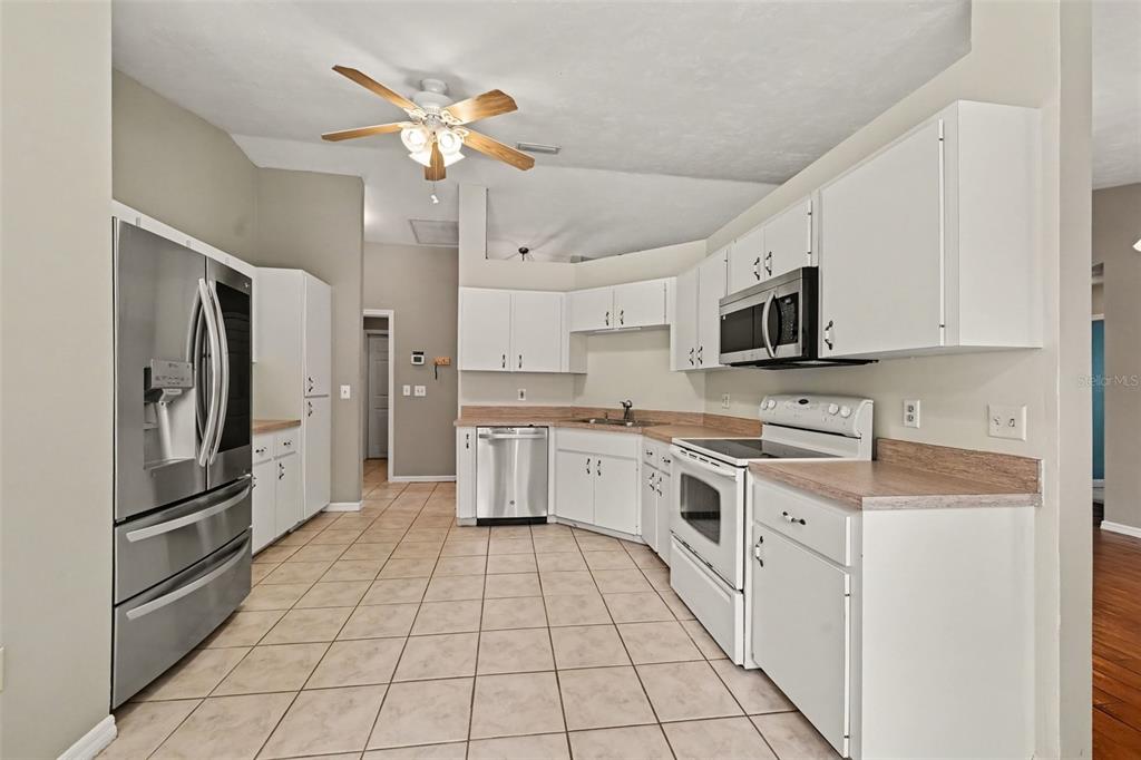 5110 NW 24TH DRIVE, GAINESVILLE, FL — photo 2 of 30