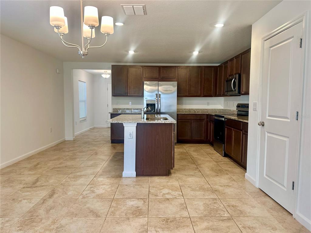 5632 MADDIE DRIVE, HAINES CITY, FL — photo 5 of 11