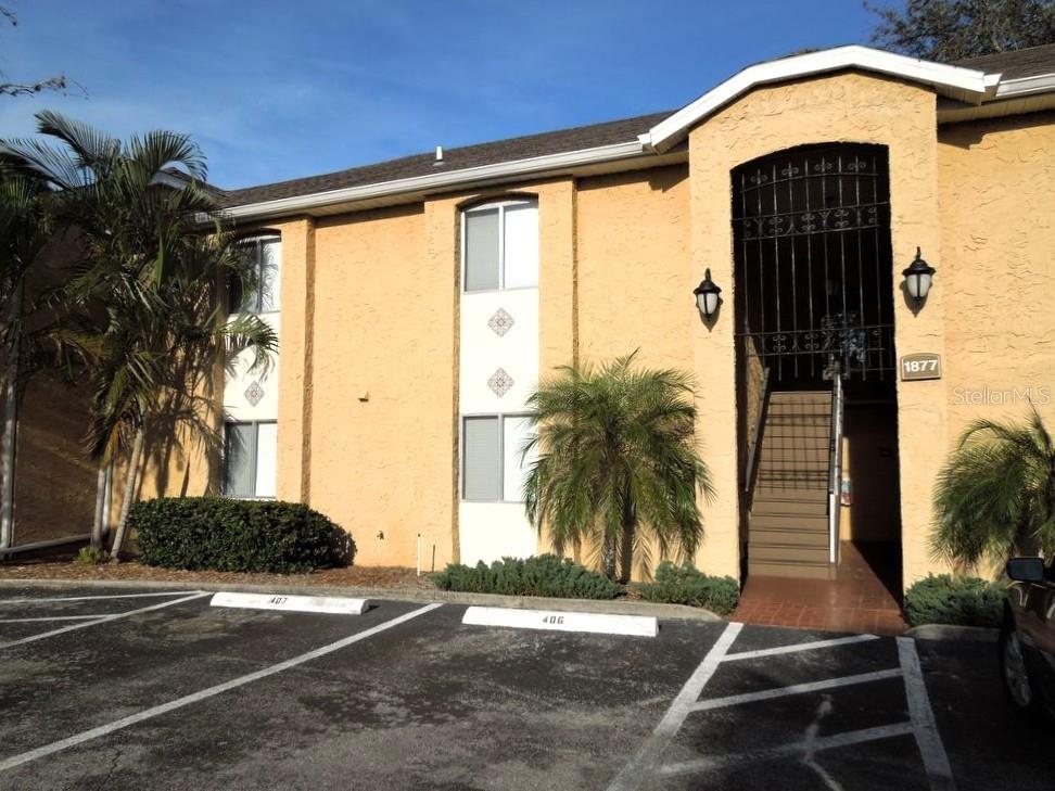 1877 TOUCAN WAY UNIT 402