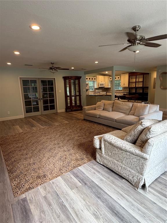 833 COLLINS AVENUE, APOPKA, FL — photo 3 of 28