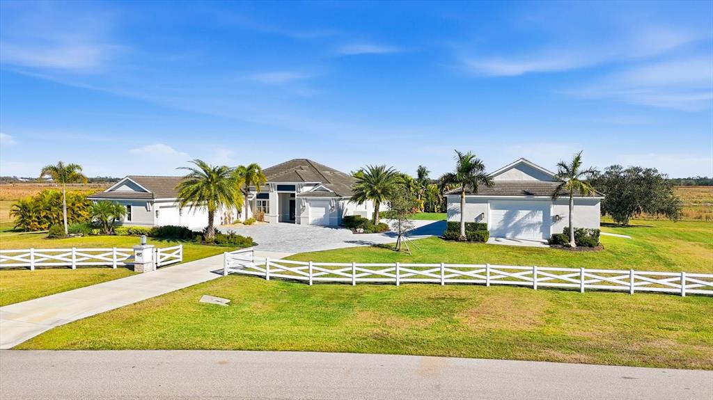 3467 COMPOUND COURT