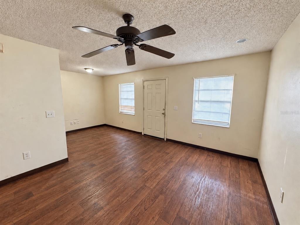 3017 REITER DRIVE UNIT B, AUBURNDALE, FL — photo 2 of 13