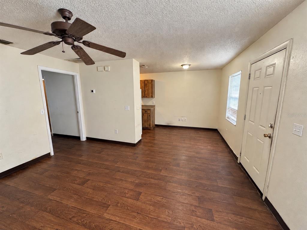 3017 REITER DRIVE UNIT B, AUBURNDALE, FL — photo 3 of 13