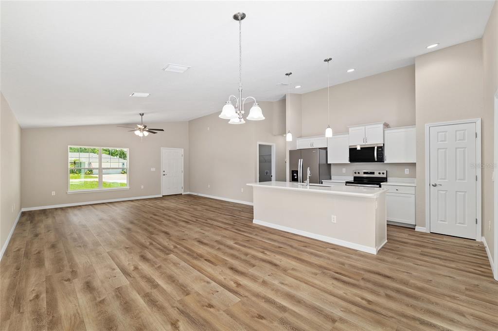 7736 N MANVILLE ROAD, CITRUS SPRINGS, FL — photo 4 of 21