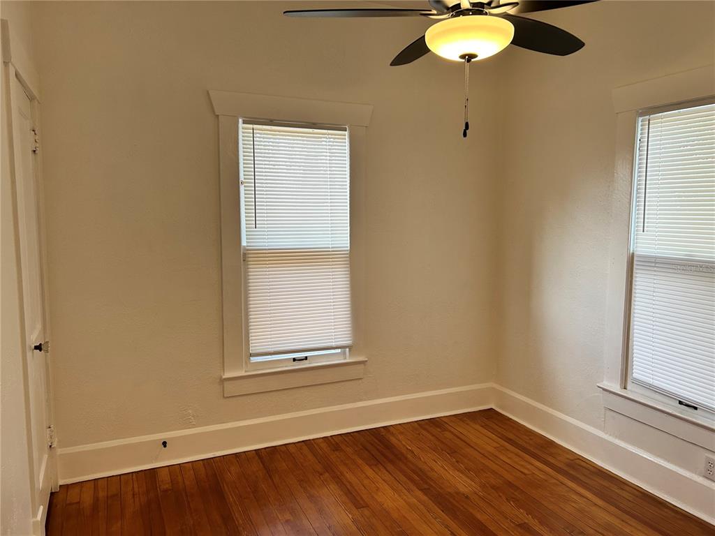2443 4TH AVENUE N, ST PETERSBURG, FL — photo 4 of 25