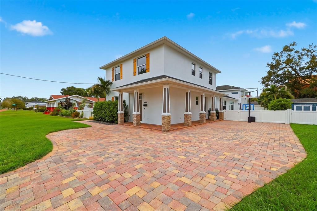 906 W PENINSULAR STREET, TAMPA, FL — photo 3 of 30