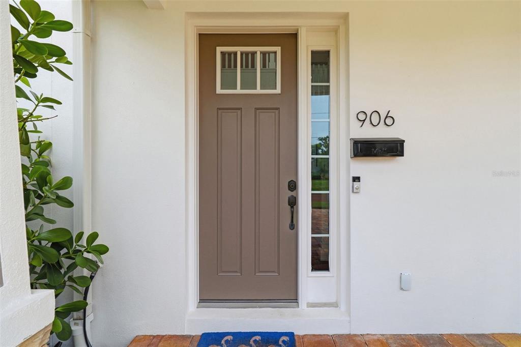 906 W PENINSULAR STREET, TAMPA, FL — photo 4 of 30