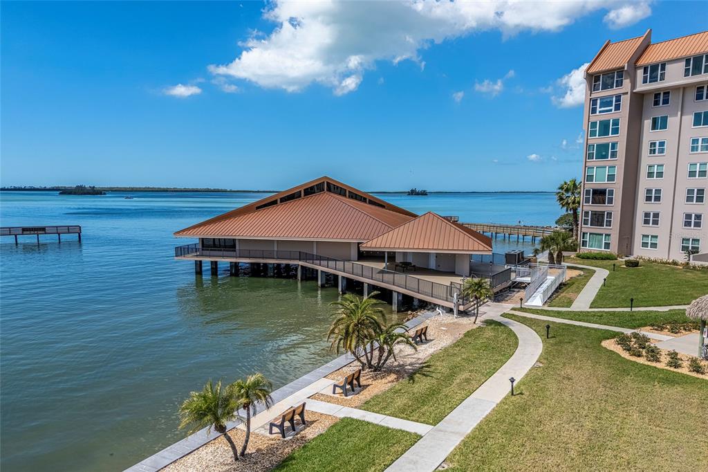 620 EDGEWATER DRIVES UNIT 103