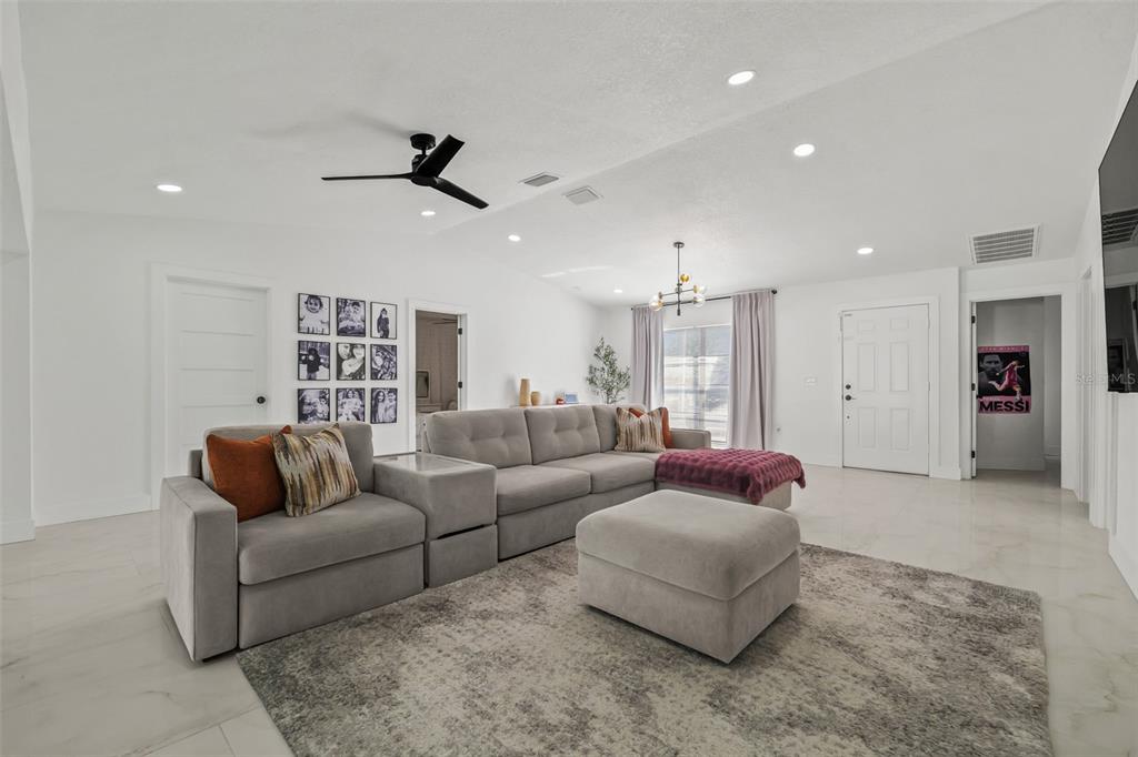 1427 THISTLEDOWN DRIVE, BRANDON, FL — photo 3 of 30