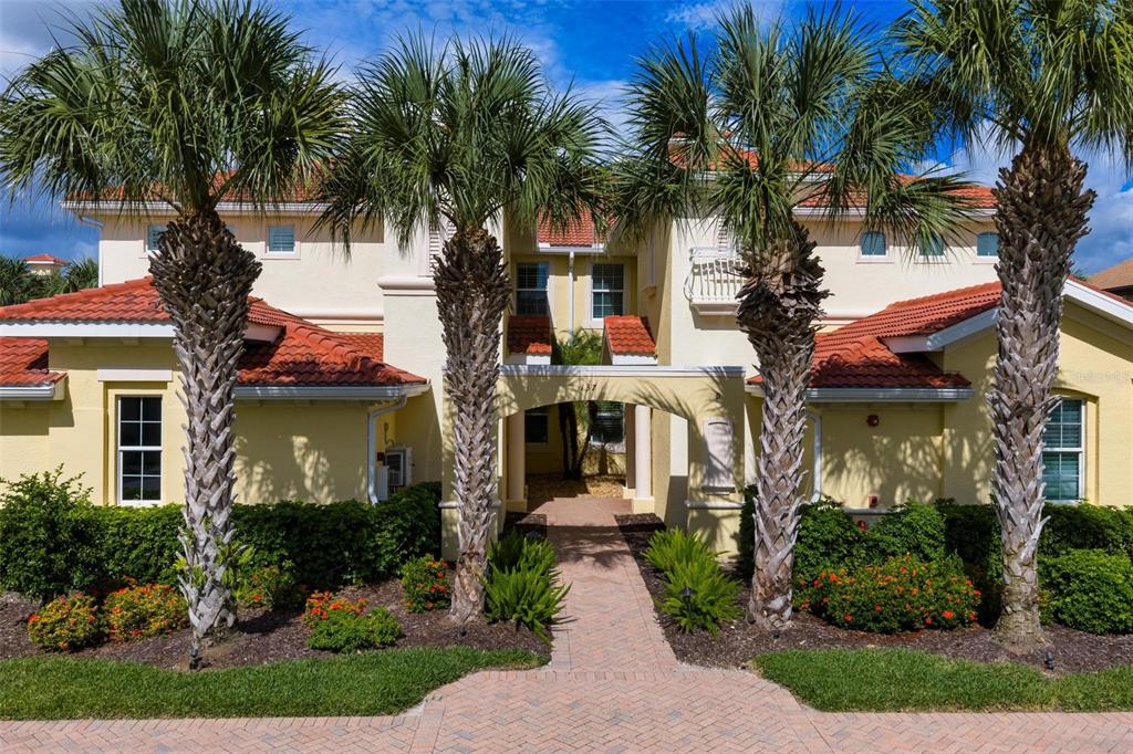 137 BELLA VISTA TERRACE UNIT 33C, NOKOMIS, FL — photo 2 of 30