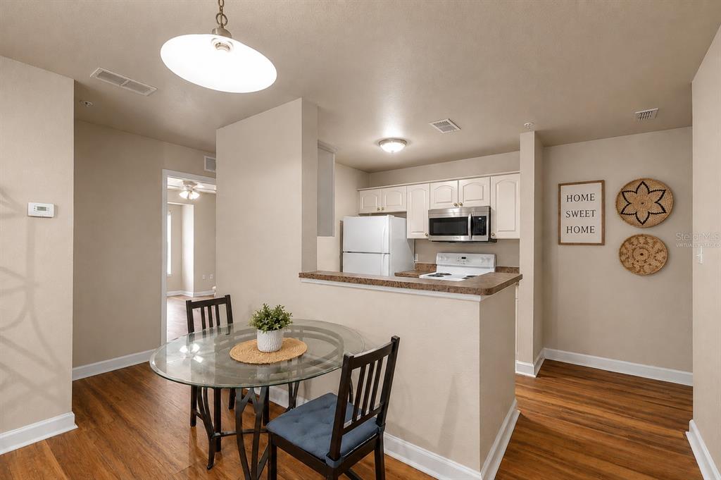 835 SW 9TH STREET UNIT 109, GAINESVILLE, FL — photo 2 of 30