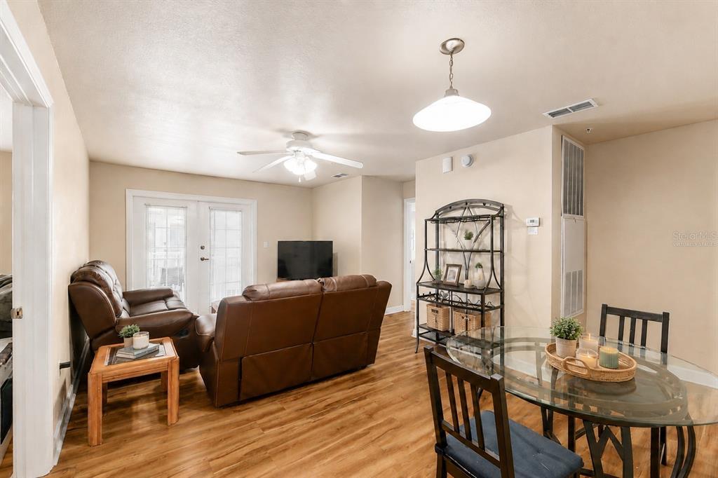 835 SW 9TH STREET UNIT 109, GAINESVILLE, FL — photo 3 of 30