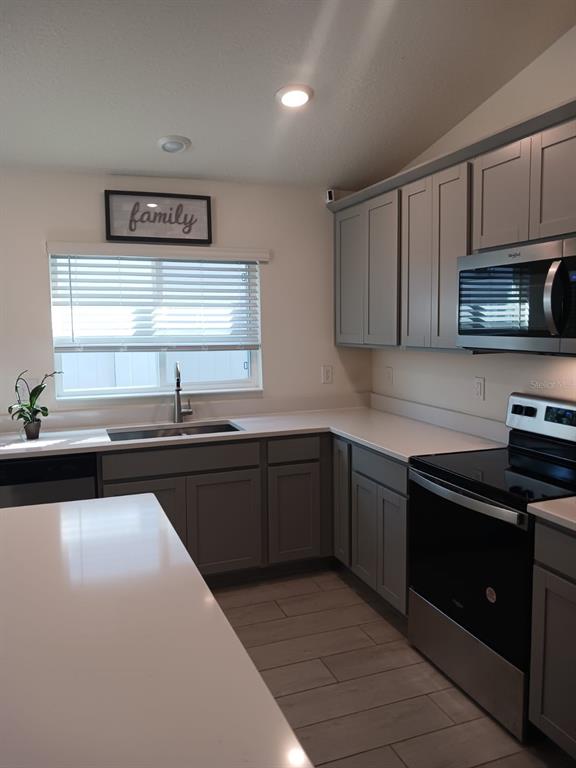 16332 WINDING PRESERVE CIRCLE, CLERMONT, FL — photo 2 of 13