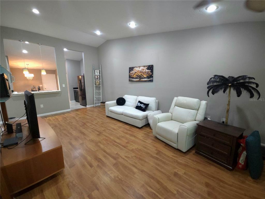 5699 WESTWIND LN, SARASOTA, FL — photo 5 of 30