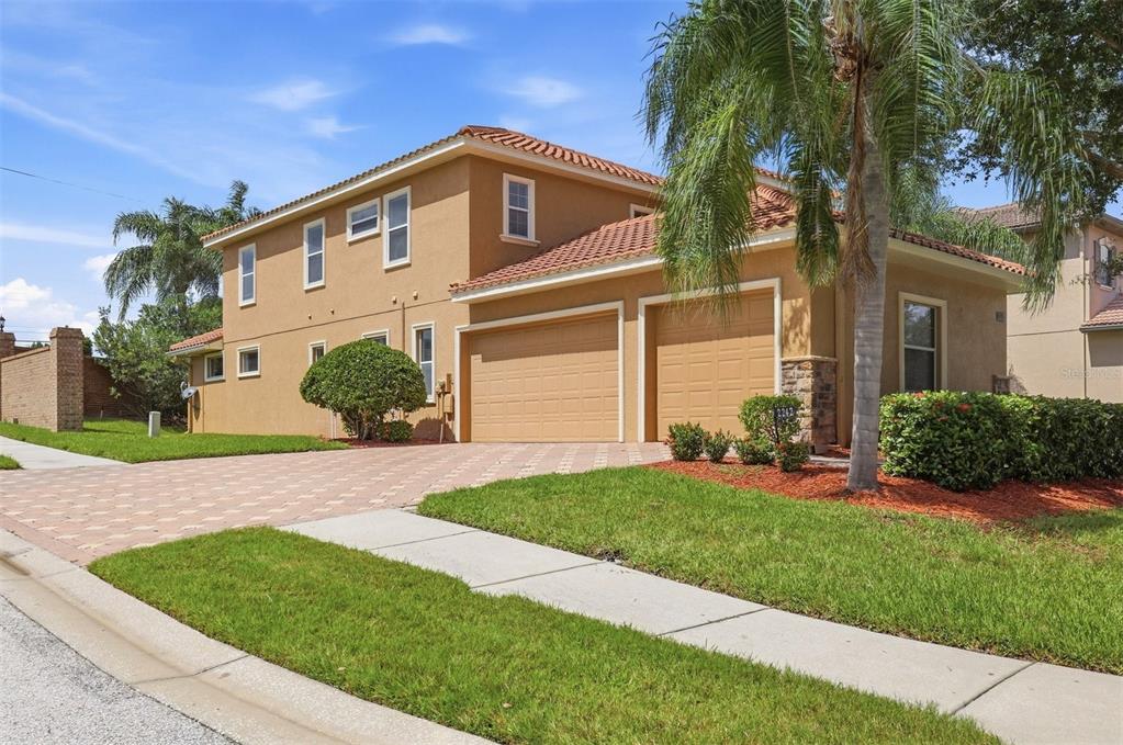 2242 CYPRESS HOLLOW COURT, SAFETY HARBOR, FL — photo 2 of 39