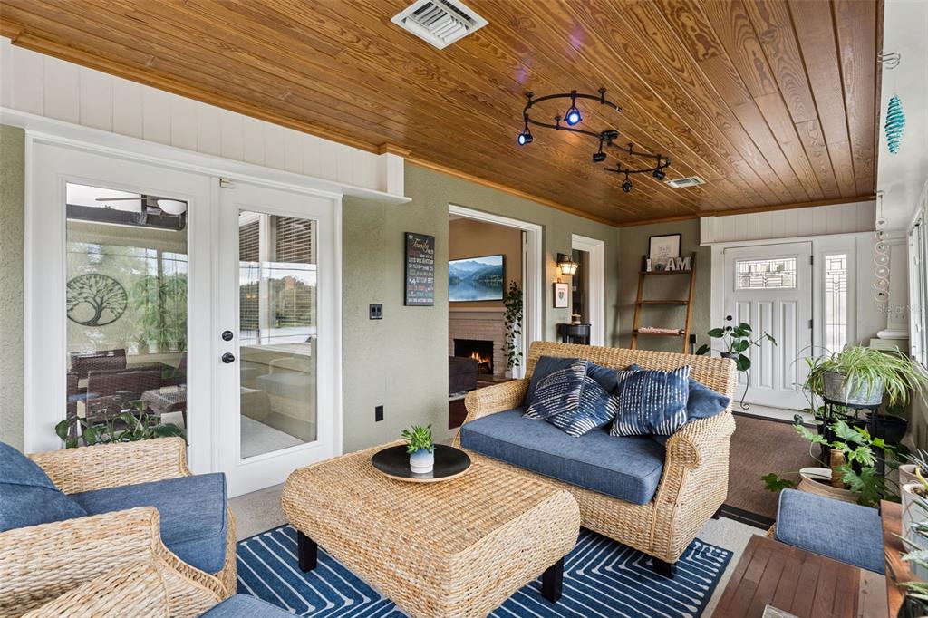 344 CRYSTAL LAKE DRIVE, CLERMONT, FL — photo 3 of 30
