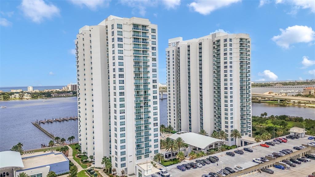 241 RIVERSIDE DRIVE UNIT 1806