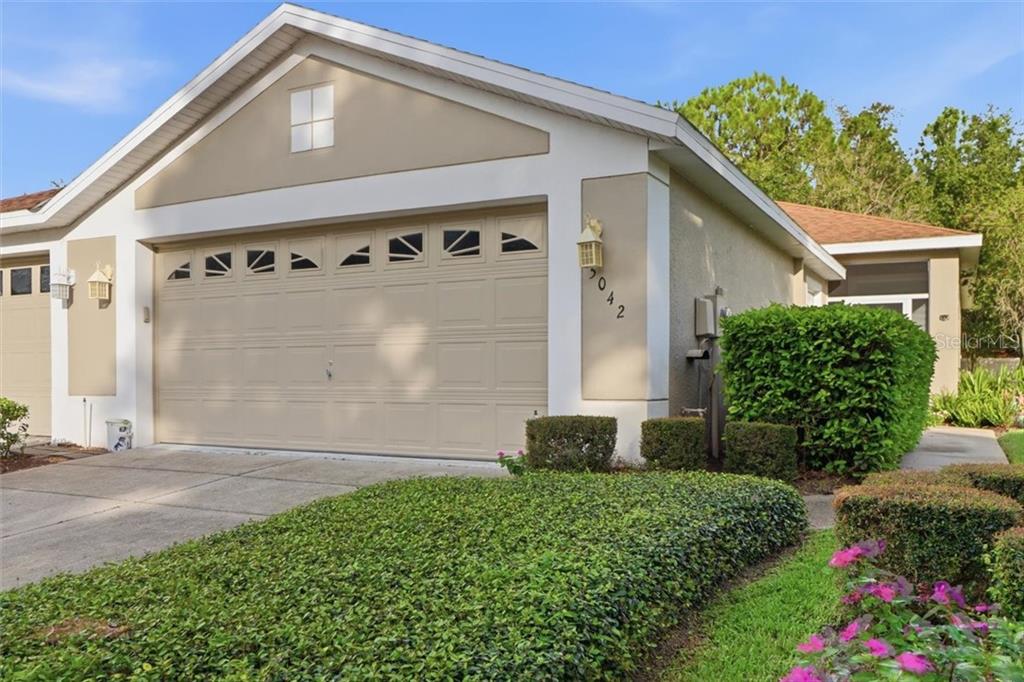 15042 Sterling RUN, SPRING HILL, FL — photo 4 of 47