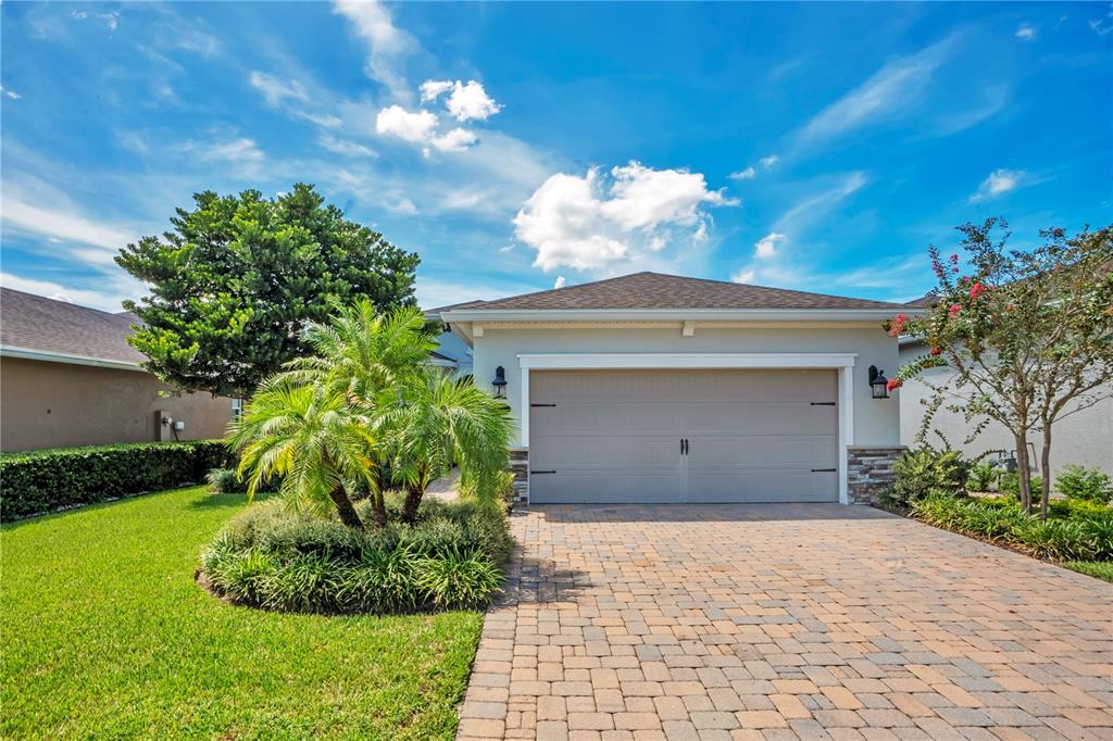 560 ADENMORE TERRACE, DELAND, FL — photo 2 of 30