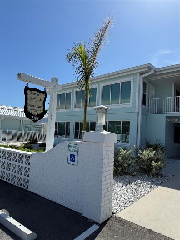 320 GULF BOULEVARD UNIT 3E