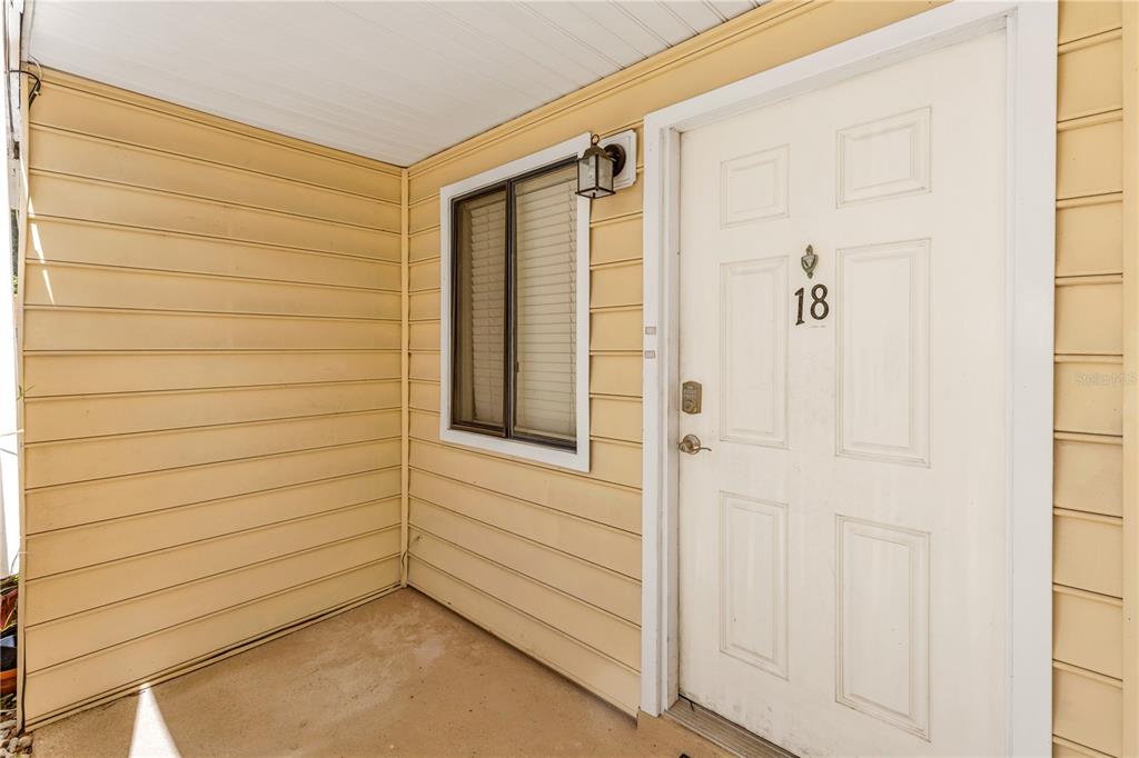 629 DELANEY AVENUE UNIT 18, ORLANDO, FL — photo 4 of 17