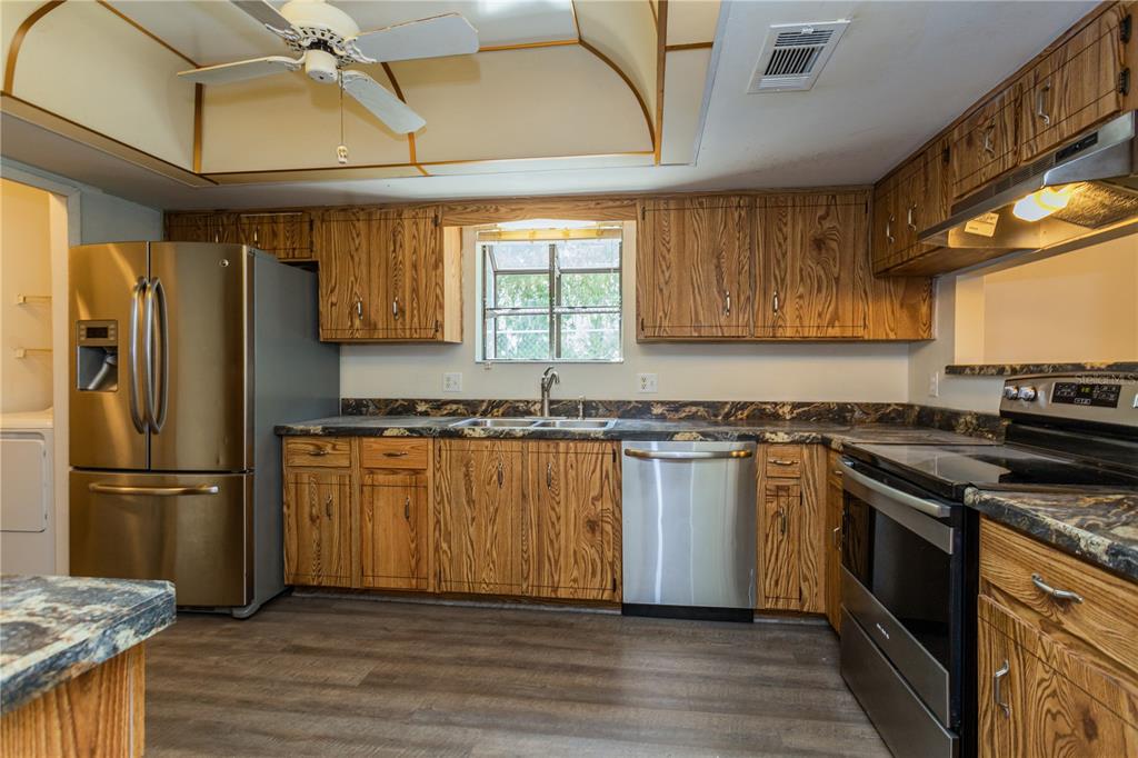 540 BELLTOWER AVENUE UNIT 370, DELTONA, FL — photo 5 of 13