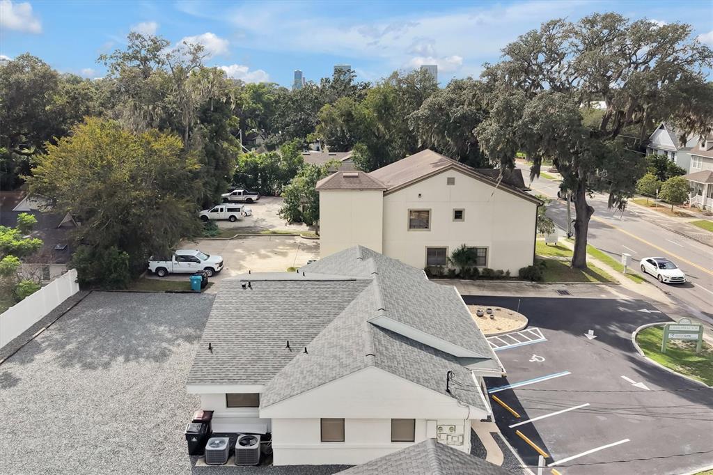 2020 E ROBINSON STREET, ORLANDO, FL — photo 5 of 43
